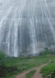 bhuvanagiri gutta : భువనగిరి జలపాతం